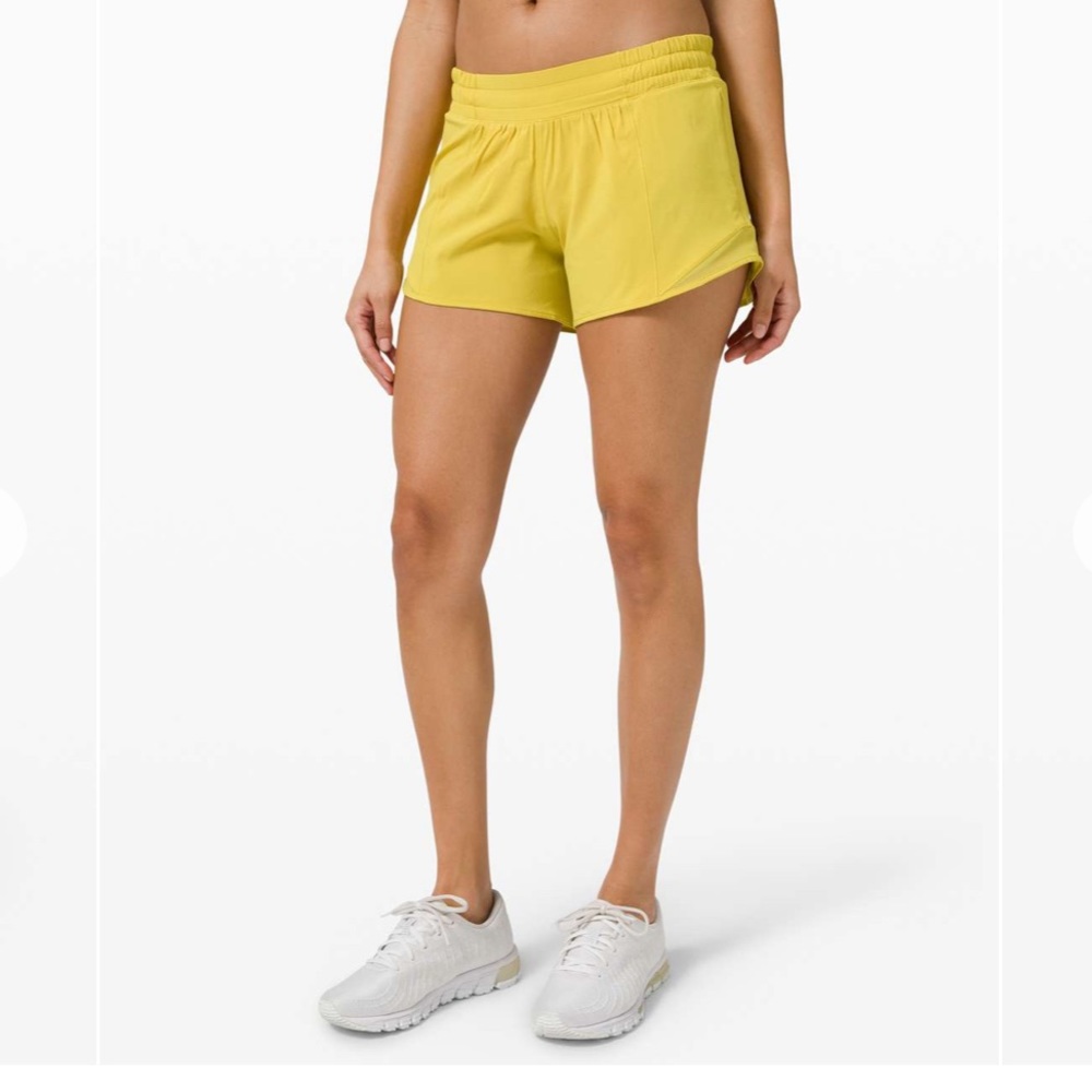 Lululemon hotty hot shorts - low rise- yellow- nwt - 4” size 2